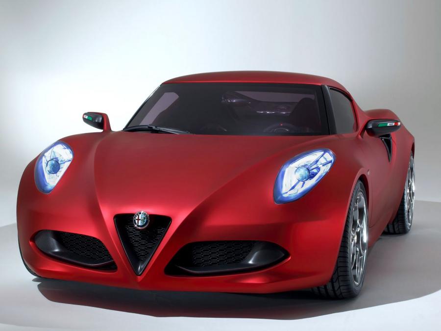  Alfa Romeo 4C Concept 2011 года  (фото 10 из 24)